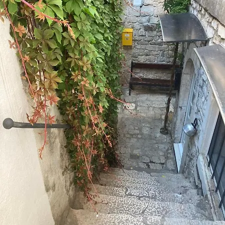 Dragazzo Apartment Trogir